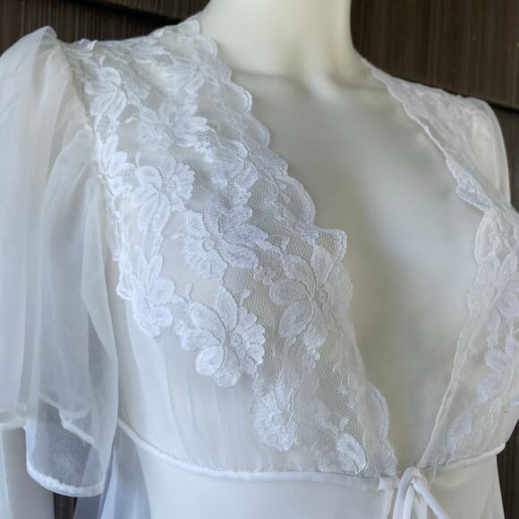 Vintage Val Mode Fairy Sheer Nylon Short flutter Sleeve Lace White Maxi Robe S-M - Picture 6 of 16